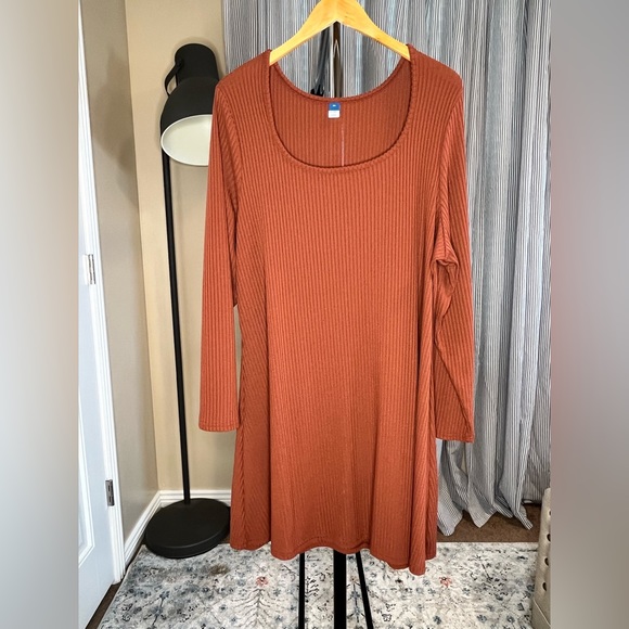 Old Navy Dresses & Skirts - Old Navy Ribbed Dress
XXL
Rust
Worn once